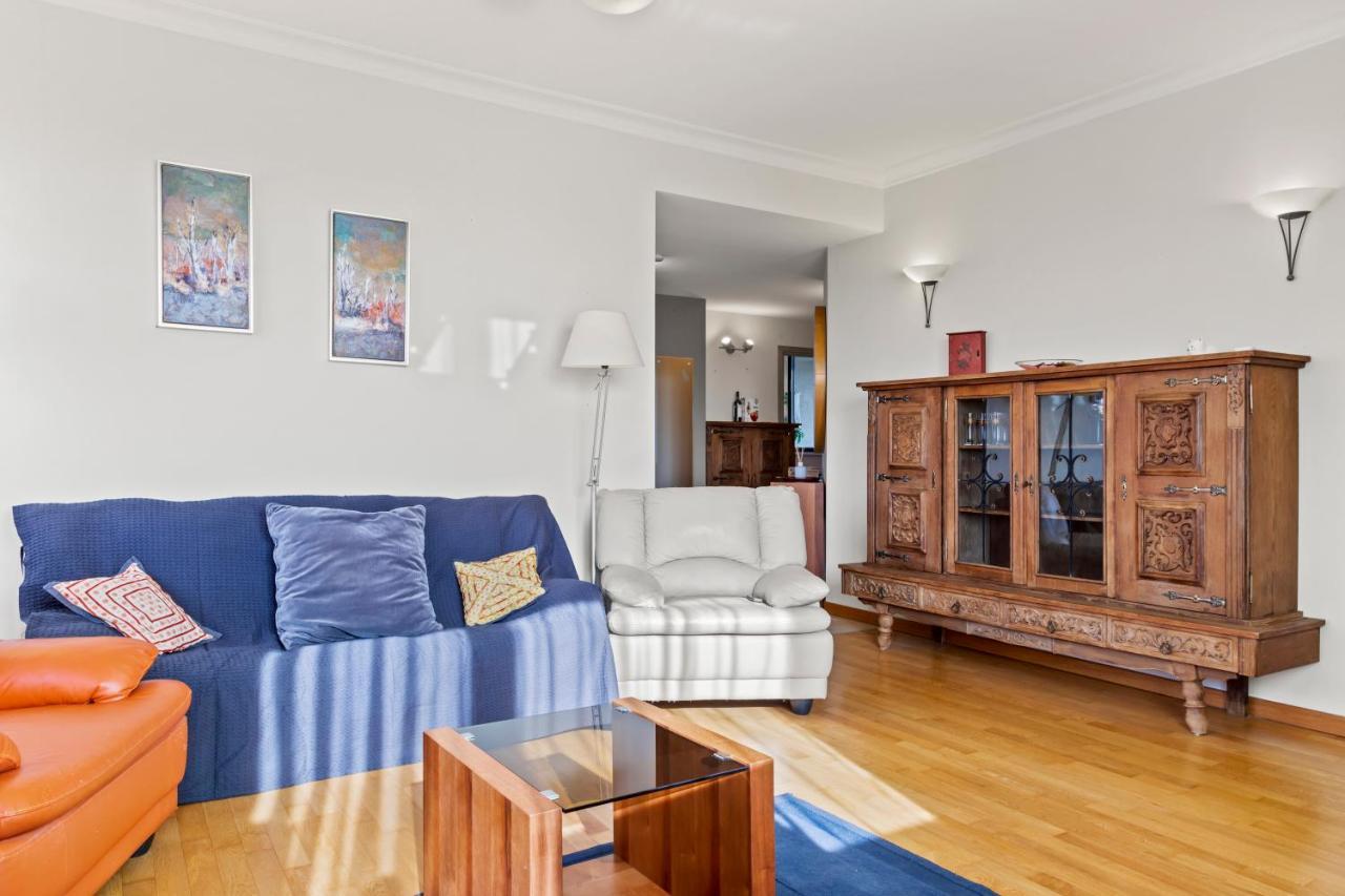 125 Sqm Family Friendly With Kids Room ブカレスト エクステリア 写真