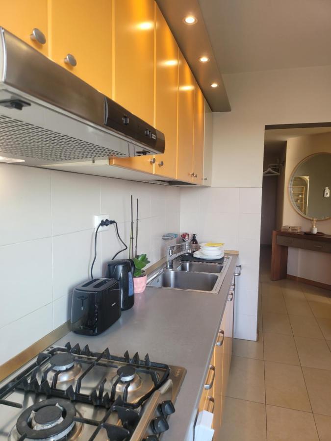 125 Sqm Family Friendly With Kids Room ブカレスト エクステリア 写真